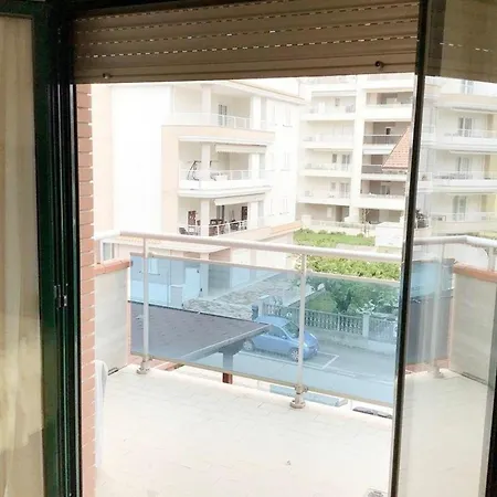 Apartment In Mit Terrasse Alba Adriatica