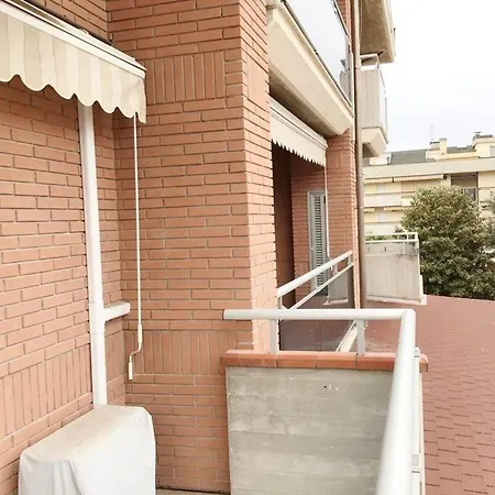 In Mit Terrasse Alba Adriatica