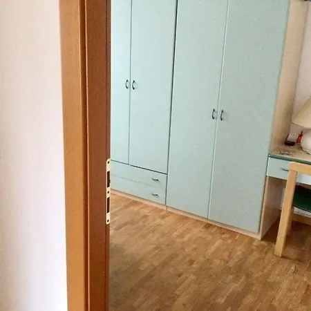 Apartment In Mit Terrasse *